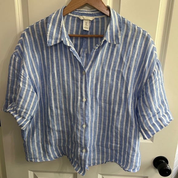 EUC H&M blue and white striped linen button down, Medium. Boxy and oversized - Picture 5 of 12